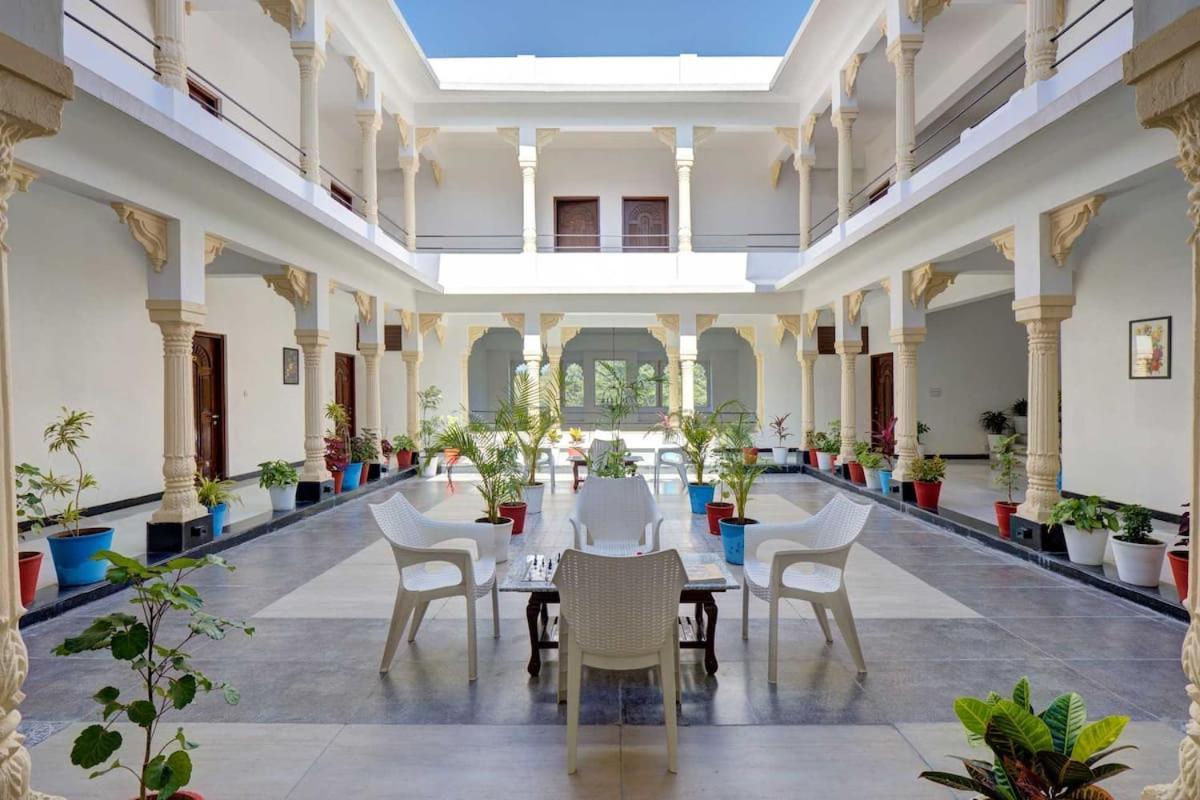 Jag Aravali Resort Udaipur By Naina Staycation - Best For Corporate Events - Family Resort - Swimming Pool - Gardens Udajpur Exteriér fotografie