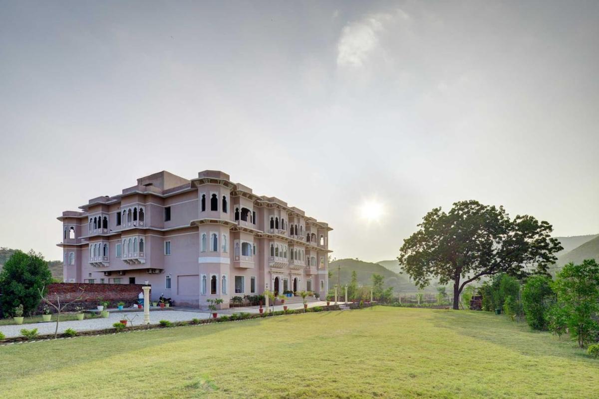 Jag Aravali Resort Udaipur By Naina Staycation - Best For Corporate Events - Family Resort - Swimming Pool - Gardens Udajpur Exteriér fotografie